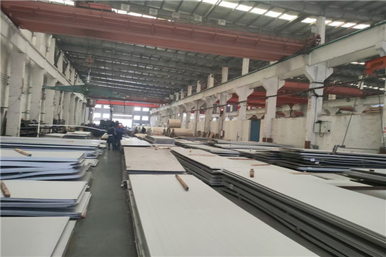 8mm JIS304 Paslanmaz Çelik Levhalar Doğal Renkli Sıcak Haddelenmiş Çelik Paneller
