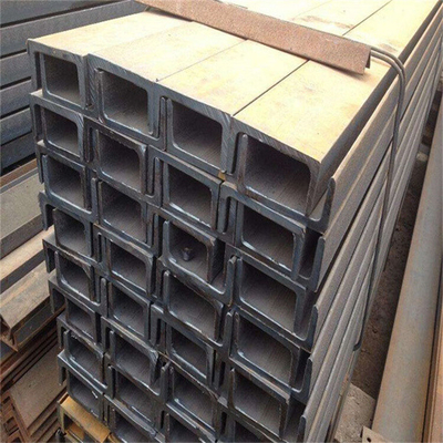 Q355 63*40*4.8mm Karbon Çelik Kanal Kirişi EN Döşeme U Kanal Çelik