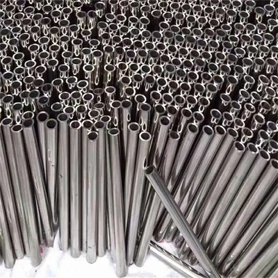 AISI 201 BA Paslanmaz Çelik Dikişsiz Boru 42.2mm OD 1.65mm WT 6000mm Uzunluk