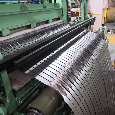 304 Paslanmaz Çelik Ayna Şeritleri Kemer ASME Standardı Soğuk Haddelenmiş 8K Yüzey Bobini 650mm Genişlik 1.2mm Kalınlık