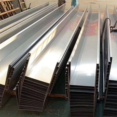 Paslanmaz Çelik Su Oluğu 304 1.5 * 900mm Ebat Çatı Oluğu Soğuk haddelenmiş Parlak Şerit Farklı Şekiller