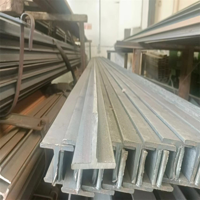 Alaşımlı Çelik T-bar 15CrMo 300 * 300 * 12mm Sıcak valye 6 metre veya 12 metre Uzunluk Siyah Renk