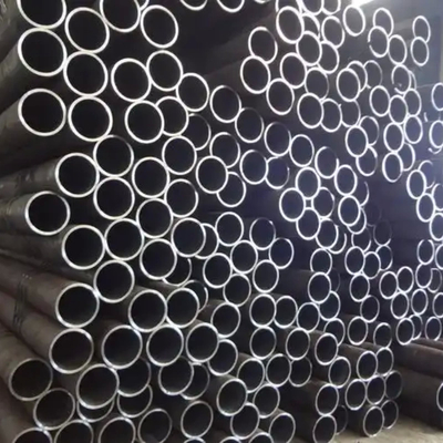 EN HR2 Geniş kullanım No.1 Karbon çelik dikişsiz borular Hafif çelik iletim boru hattı 0.55mm Kalınlığı 19mm OD